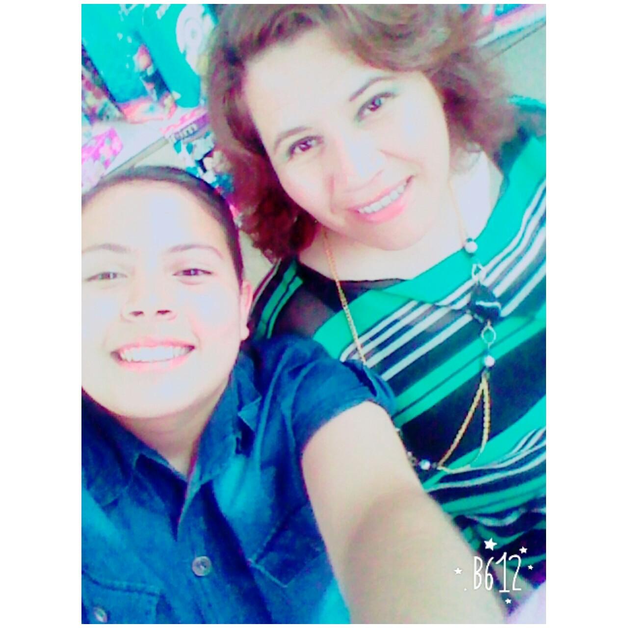 arianalunaof's profile picture. Conductora,Productora, Rusher & Coder orgullosamente.
