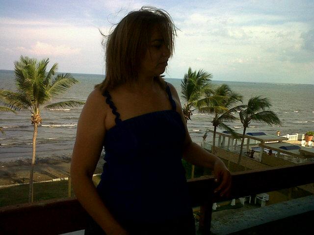 neuhappy's profile picture. 