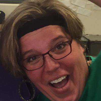 Wife, mom, & librarian w a passion 4 lit, ❤️4 SPED, ✊🏼4 tech, 🎵 in my ❤️ , & flair 4 the (overly?!?) dramatic. On the IGram @beezinthelib &@LibMustangs.