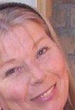 artist, musician, pianoteacher, art consultant, mother and internet fan member of ArtNations in Münich