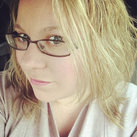 Lauren (@midgetmomma1200) 's Twitter Profile