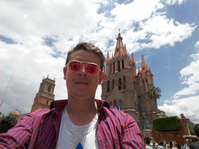 romanbarrera's profile picture. Pambolero y Chiva de corazón. Adicto a los viajes. Nomás tuiteo a veces y así. IG @romanbarrera