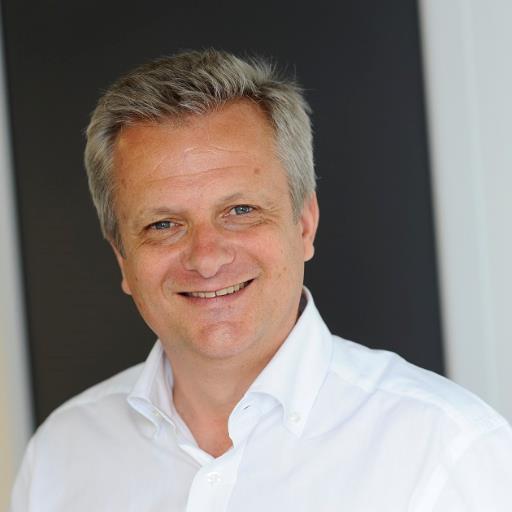 Président de @CroissancePlus, 1er réseau français des #entrepreneurs de #croissance engagés pour libérer l'#économie et favoriser la croissance des #entreprises