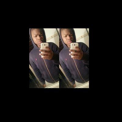 soflyp9766's profile picture. 