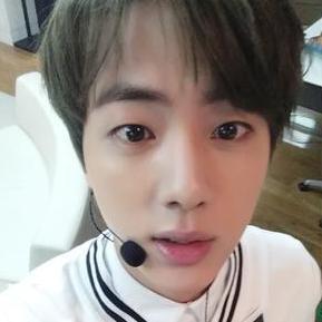 tuid9's profile picture. 흑흑 안그래도 통학차놓쳐서 기분뭐같은데 짜증난다ㅜㅜ