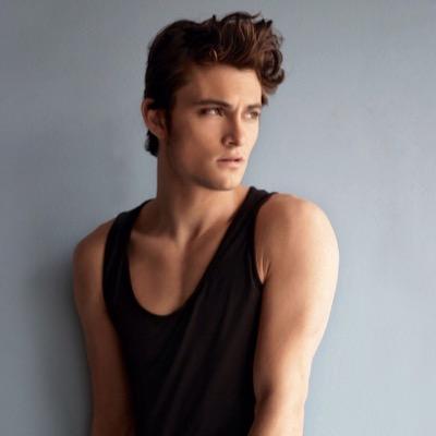 DegenerateSon's profile picture. ❝My mother and father are both psychopaths. What chance do I have?❞ — Dorian. 19. Ass. Son of Zeus and Hera. I help out at camp. [#PercyJackson] [#RP] [Nixy]