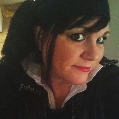 imaslickmomahhh's profile picture. just me, mom, in loving relationship! lover not a fighter, but told I'm dark and deep! lol who knows