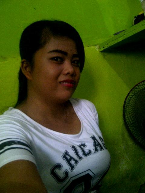 siska1285177903's profile picture. 