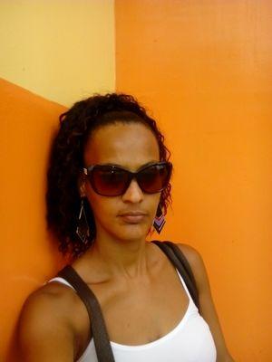 ingridsf7819's profile picture. 