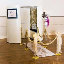North East luxury photo booth hire for weddings, parties, proms & corporate events. Uniquely tailored to compliment your wedding or party theme!