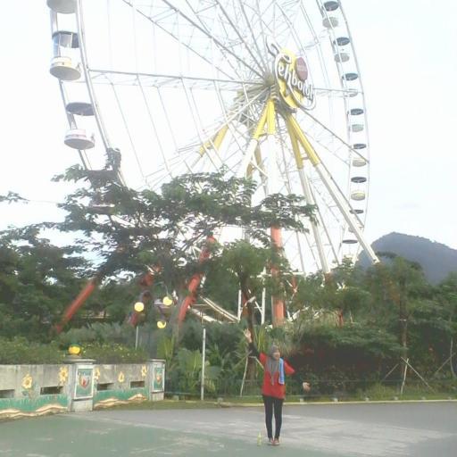 nuppitasari's profile picture. Walaupun ga suka tp tetap harus dijalani, itu lah tantangan hidup .