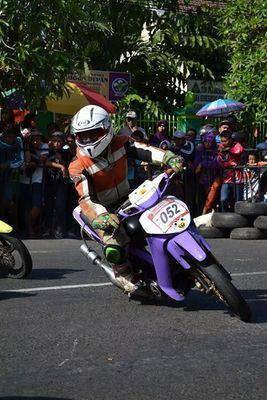 Restu ibu landung motor
