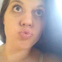 Amanda Arnold (@mandanicoleox) Twitter profile photo