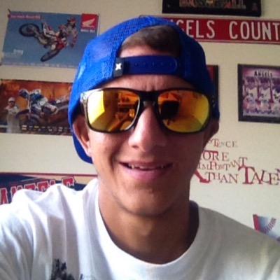 dubell_15's profile picture. Live life like a 3-1 count ⚾️. 66ers Baseball Grounds Crew.