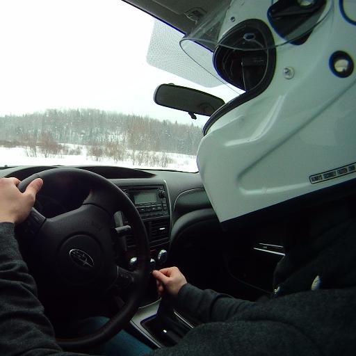 RoutinelyJohnny's profile picture. I can fly.