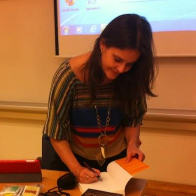Creé @CasadeFelicidad-Proyecto #ChileRisueño-Programa infantil Online #ColorínColorado-Método #MeditaciónRisueña-Libro #Gelotología #IndagaciónApreciativa