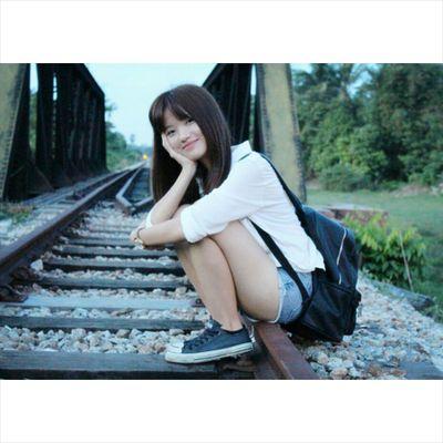 sleepeatdie's profile picture. read my tweets