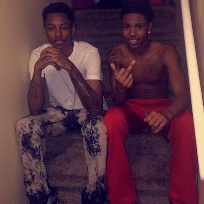 CANT TAKE ANOTHA L !
#RIP Tasha
#LongLiveQuincy
#TayTayWorld
#RIG Tari
#BIP Mook
#TeamFollowBack & Follow me on Instagram @tabaker21