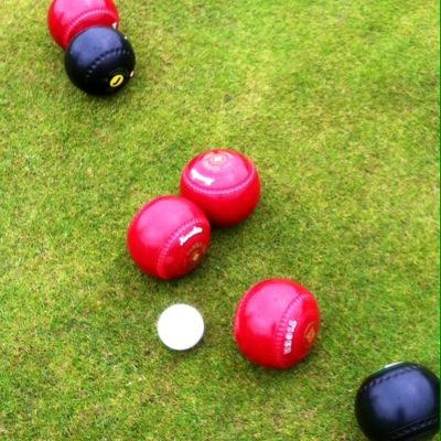 A friendly, competitive bowls club with all year round activities that include short mat bowls and quiz nights during the winter.