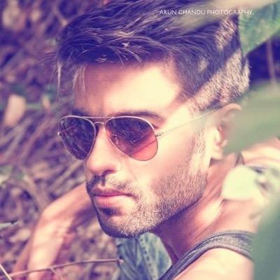 vineethka1988's profile picture. life is too short. live it !! N rem no turning back. !! so please make sure u r in right way