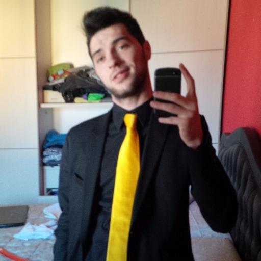 Molgraine's profile picture. Jungler on League of Legends . WoW Player . Noob on Starcraft and Dota 2 . Sometimes i'm an asshole.
