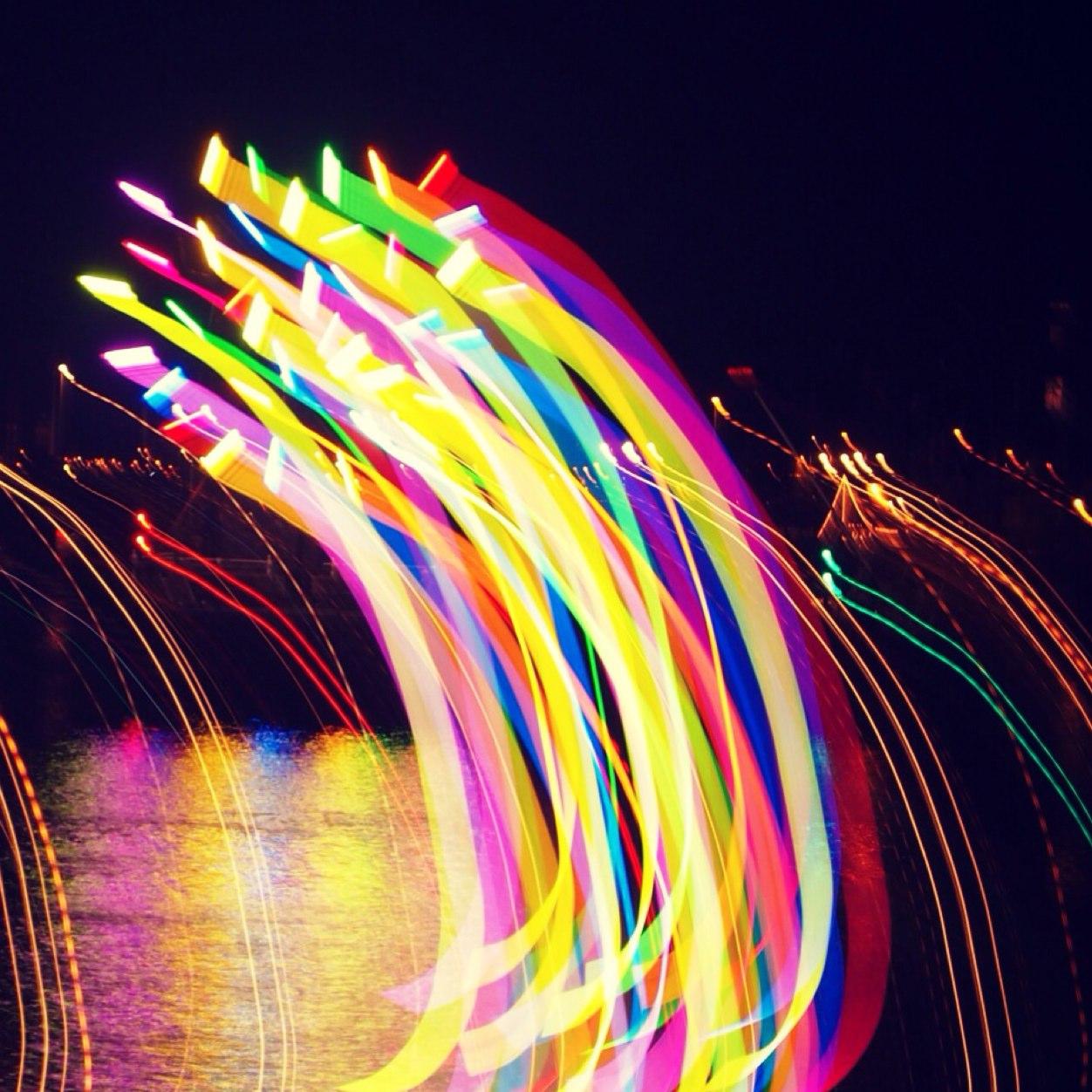 Master in International Law | Analogue Photography | Broad Music Taste | Philosophy, Travel and Cats