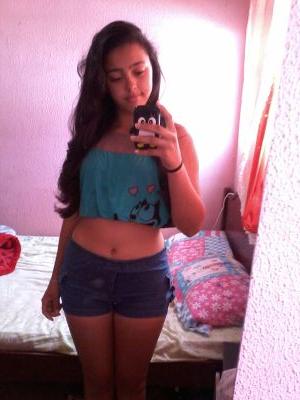 Biiamoreira478's profile picture. *Seu numero de celular e facil apagar as coisas que me deu eu tmb posso quebrar mas dentro do meu coracao tem fotos sua tem saudade sua espalhada por todo lugar