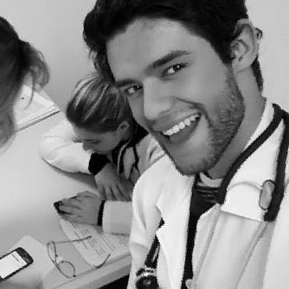 BoaVinnie's profile picture. #Dermatology #PlasticSurgery | Estudante de Medicina | Presidente da Liga Dermatologia São Camilo |   #Grooming #Health Go!  https://t.co/J88H3OjVFj
