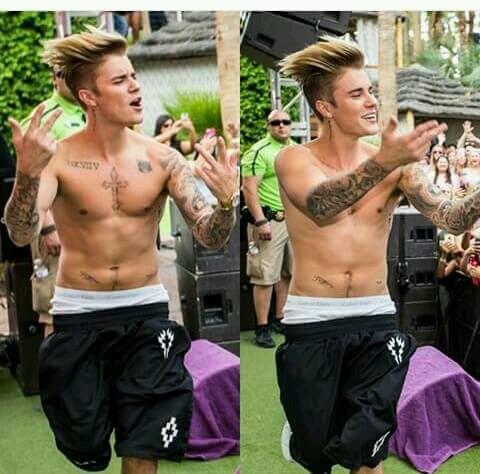 14y.o #Directioner #Belieber #Mahomie Living life for the moment and enjoying the roller coaster :) xxx Follow me :) i'll follow back