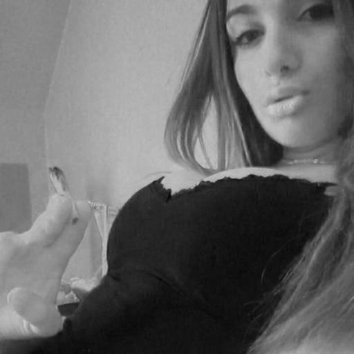 Tu_ConaisPas's profile picture. Albanaise | 15 | #Joke | snap ~ Xhovaanaa | Insta ~ XFJXV | Facebook ~ Niquetarace Niquetarace