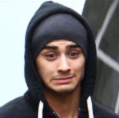 bater o dedinho na quina é menos sofrido do que ser zayn girl