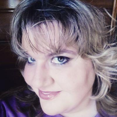 tammymatfish's profile picture. love me, hate me.. either way ur still talken about me. I am married, have 2 kids and love my life!!  I am selling younquie. let me know if u would want 2 order