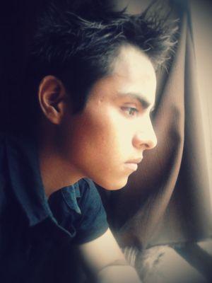 PoloTorres343's profile picture. esas ganas que te dan. al ver esa persona y darle un abraso y un beso