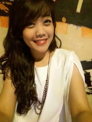 setyatiia's profile picture. look at the MIRROR before judge another ...