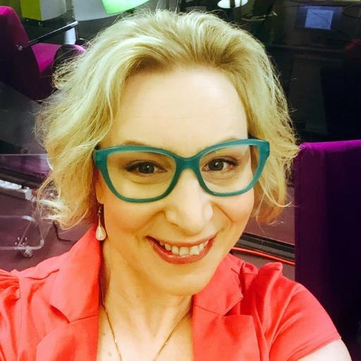 KatiKuisma's profile picture. Innostuja, viestijä, ravitsemusasiantuntija ja tanssiaddikti.