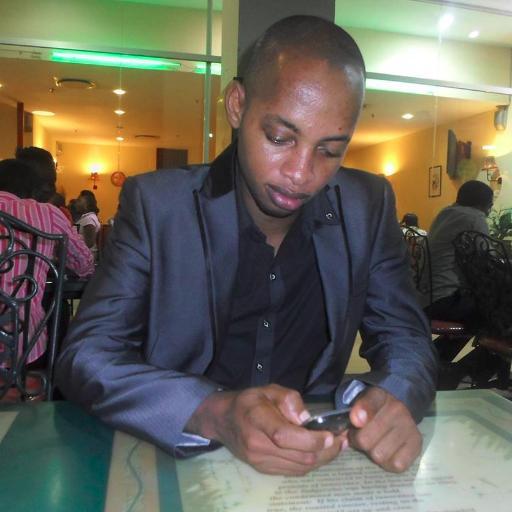 etmensah_'s profile picture. 