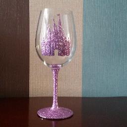 Small family run business doing all things glitter! Currently focussing on glitter glasses and all things Disney!
