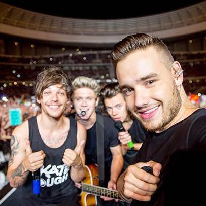 Bienvenidos a ONE DIRECTION URUGUAY. Primer fan club oficial de la banda Británica-Irlandesa en Uruguay.