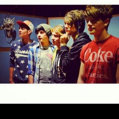 victoriagilcast's profile picture.