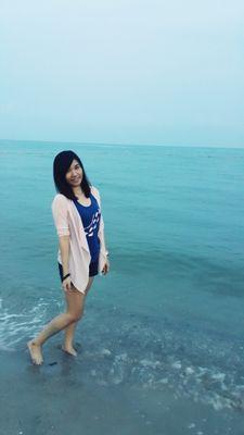 A simple girl,simple life.♥