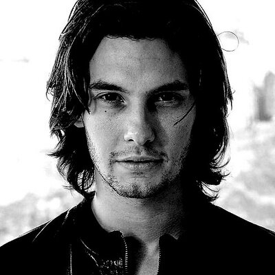 Dark Ben Barnes On Twitter Victoriastyne Bin Bons Is Always Up