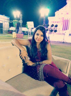 gargdisha97's profile picture. live life child like..