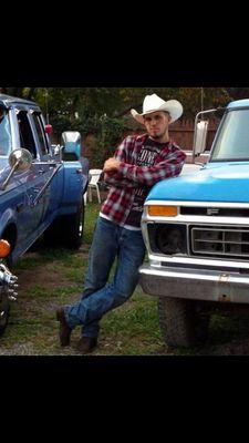 just a good old country hick love the country & lifted trucks & of course mudd lifes short enjoy it while you can