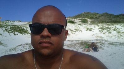 MrFernandes_'s profile picture. Vivendo e Aprendendo !