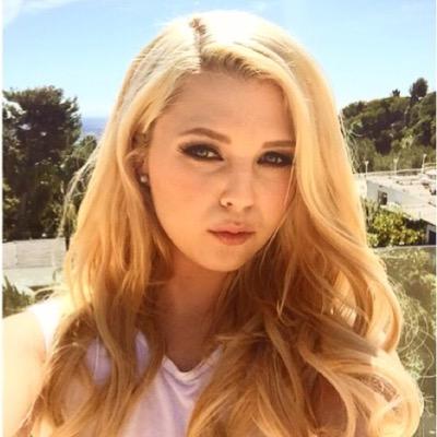G/G kitten & Glam Model, Pormoter model & 2017 AVN nominated. Also bookings through lynnchloee@hotmail.com instagram @chloelynnxxx