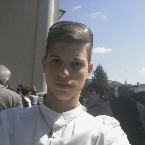 afashionissue's profile picture. Clothes means nothing until someone lives in them cit.  Marc Jacobs