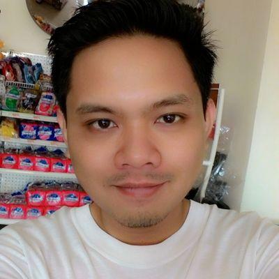 Hello to all..
I'm Donie Alegre.
CC agent by night. BBM pin: 29E7E496