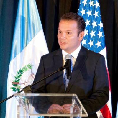 AmbManuelEspina's profile picture. 