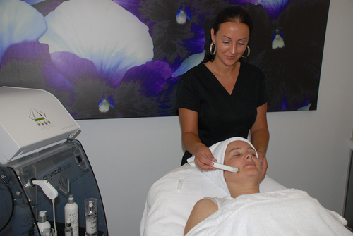 bodyskincentre's profile picture. 