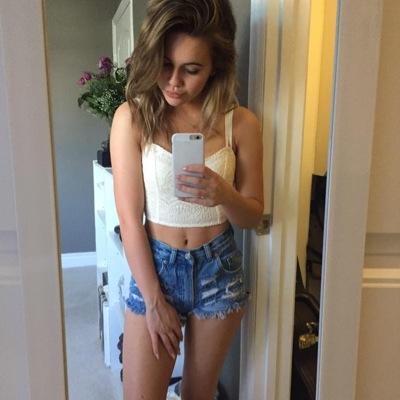 @beatricejpg